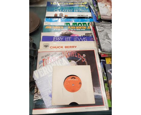 A COLLECTION OF VINTAGE LP RECORDS TO INCLUDE THE WAR OF THE WORLDS, CAT STEVENS, GENESIS, GREASE SOUNDTRACK, CHUCK BERRY, ET