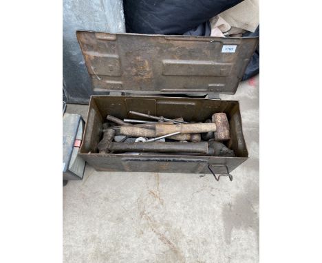 A METAL TOOL BOX WITH AN ASSORTMENT OF TOOLS TO INCLUDE HAMMERS ETC 