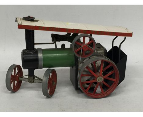 A VINTGAGE MAMOD STEAM ENGINE WAGON 