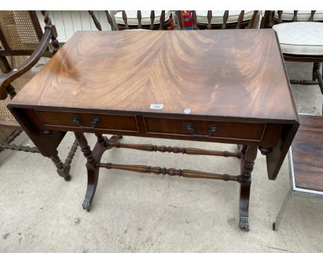 A 19TH CENTURY STYLE MAHOGANY AND CROSSBANDED SOFA TABLE 