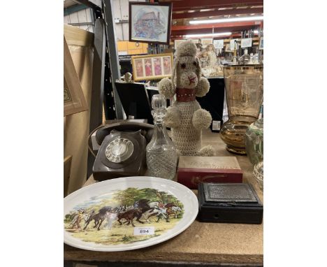 A MIXED LOT TO INCLUDE VINTAGE TELEPHONE, DECANTER, ROYAL ART PLATE ETC 