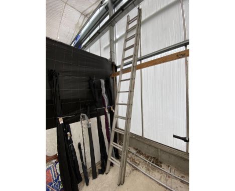 A 26 RUNG TWO SECTION ALUMINIUM EXTENDING LADDER 