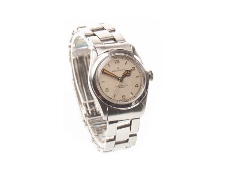 ROLEX OYSTER STAINLESS STEEL MANUAL WIND WRIST WATCH, 1946 from serial no., signed Rolex movement, serial no. 372612 from cas