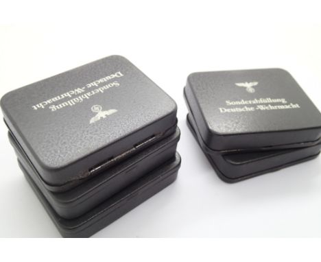 Unused WWII German Army snuff tins