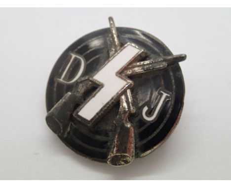 German DJ enamel shooting badge with makers mark to verso