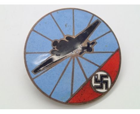 German WWII type enamel badge