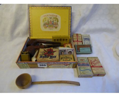 MISC SMOKING RELATED ITEMS TO INCLUDE CLAY PIPE, CIGAR CUTTER, CASSANOVA VINTAGE LIGHTER, VINTAGE PLAYERS CIGARETTES CARDS PA