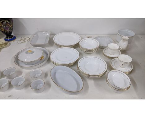 Royal Worcester Contessa part dinner service Location:If there is no condition report shown, please request