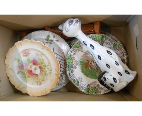 A box containing a quantity of assorted ceramic items including 1950's Italian long necked cat vase, Copeland Spode plates, e