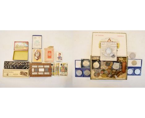 Quantity of vintage playing cards, set of dominoes, folding cribbage board etc   Condition: 