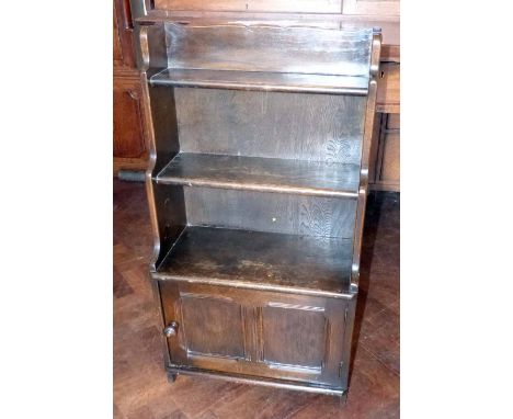 Oak Bookcase with Ercol "Reliability" Mark Condition Report: see terms and conditions.