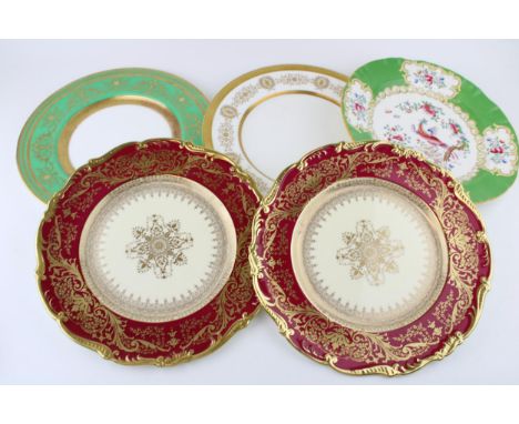 Five Coalport and Minton cabinet plates with gilt decoration to include a Coalport plate in the 'Lady Anne' pattern. Plate di
