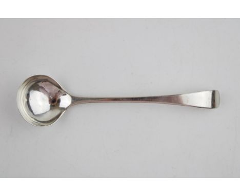 Silver cream ladle, London 1798, J Emes, 13.5cm long, 15.4g.