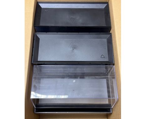 Autoart 1/18th scale plastic lift-off lid with plinth base cases, without models or card outer packaging, underneath base pri