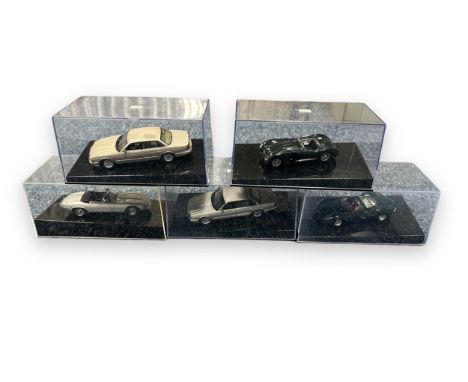 Autoart 1/43rd scale Jaguar collection, generally excellent in good plus to good display cases (without outer card sleeves), 