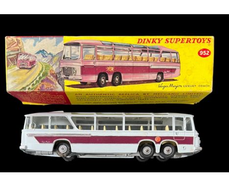 Dinky Vega Major luxury coach No. 952, generally excellent to good plus in good box (hole and crease to one end) with good pl