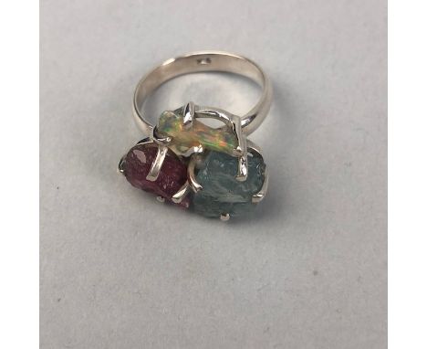 ROUGH GEMSTONE RING, set with rough aquamarine, amethyst and fire opal, in silver, size M