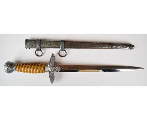 German WW2 Nazi Third Reich Luftwaffe dagger with eagle and Swastika crosspiece, swastika and oak leaf decoration to pommel, 