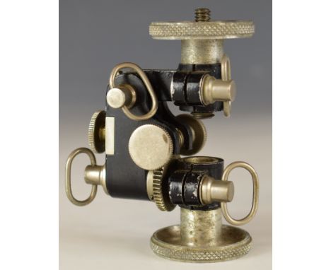 Zeiss Ikon Duotar camera or similar tripod mount