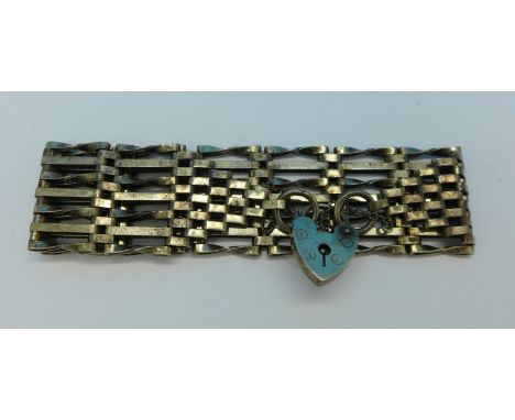 A silver gate bracelet, 23g