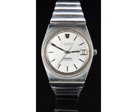 Omega Constellation Megasonic 720 Hz gentleman's chronometer wristwatch with date aperture, luminous hands, two-tone baton ho