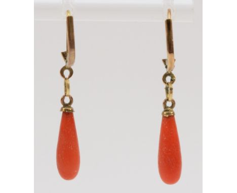 A pair of 333 gold and coral drop earrings with lever backs, 20mm drop, 1.7g