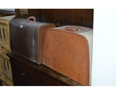 A SINGER SEWING MACHINE, an Alfa sewing machine and a firescreen (3)