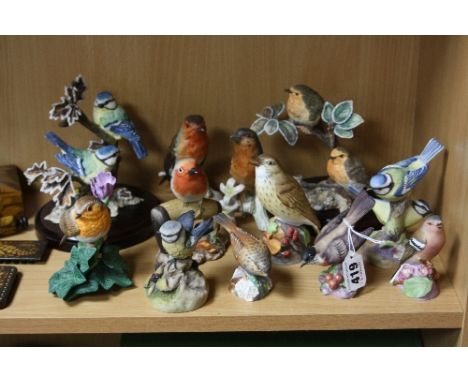 VARIOUS BIRD ORNAMENTS, to include Royal Worcester 'American Robin', 'Blue Tits', 'Thrush', Brooks 'European Robin', Coalport
