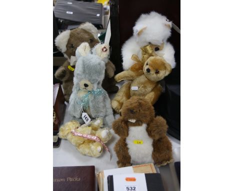 A QUIANTITY OF MERRYTHOUGHT COLLECTORS BEARS AND ANIMALS, includes a Harrods bear (6)