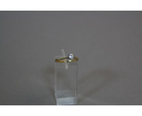 A MID 20TH CENTURY DIAMOND SINGLE STONE RING, estimated round brilliant cut weight 0.30ct, colour assessed as J-K, clarity as