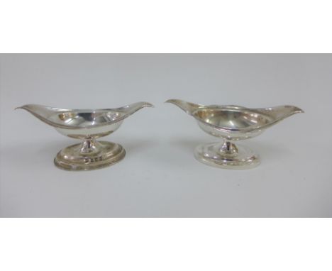 George V pair of silver salts, Birmingham 1912, 9.5cm (2) 