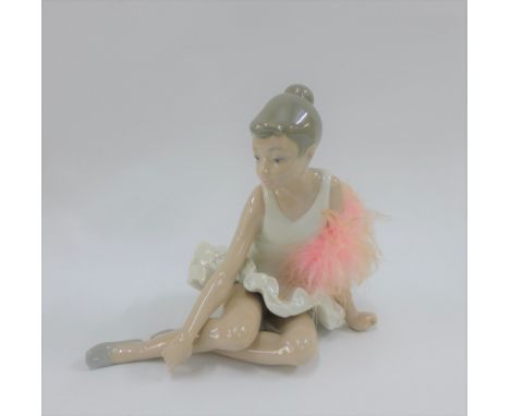 Nao porcelain figure of a ballerina, 16cm high 