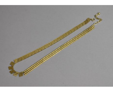 A Vintage 9ct Gold Sectional Necklace Stamped with London Import Mark, 20.4gms 