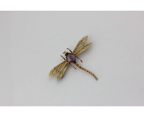 A 9ct gold and amethyst dragonfly brooch (a/f)