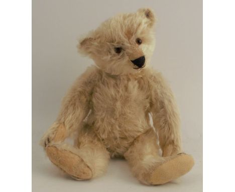 A 1910 Steiff bear, height 12.5ins -&nbsp;please note revised estimate