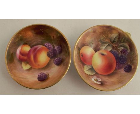 Two Royal Worcester pin dishes, decorated with fruit, possibly by Skerrett and Roberts, diameter 2.75ins - Both in good condi