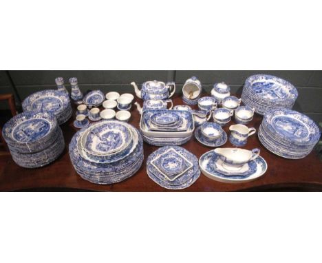 An extensive Spode 'Italian' pattern blue and white dinner service (265 items) 300-500To include;13 x plate dishes 12 x 21cm 