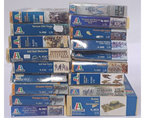 Italeri a mixed boxed model kit group of 1/72 scale Soldiers and building accessories to include No.6084 French Cuirassiers, 