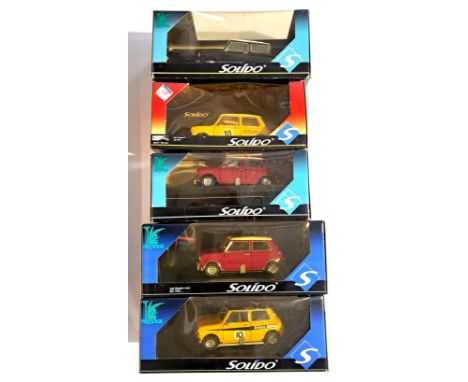 Solido, a boxed 1:18 scale Mini group to include 9001 Mini Cooper S in Yellow, 8022 1964 Mini Cooper S in Red and others. Con