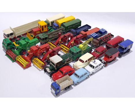 Matchbox, Lledo, Corgi and similar, a mixed unboxed group of Farm Vehicles and other Modern Diecast to include Matchbox Foden