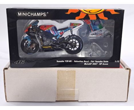 Minichamps 122073096 1/12 scale - "Valentino Rossi" Yamaha YZR-M1 - Fiat Yamaha Team 2007 MotoGP Assen. Conditions generally 