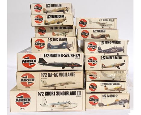 Airfix a mixed boxed group of 1/72 and other scale Planes to include #06001 Short Sunderland III, #05018 Martin B-57B/RB-57E&