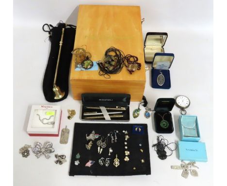 A boxed quantity of costume jewellery items including New Zealand jade pendant, pocket watch, earrings & Shaeffer 12ct gold p