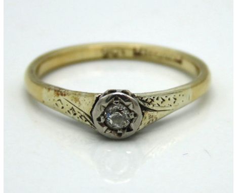 A 9ct gold ring set with small diamond, 1.7g, size N