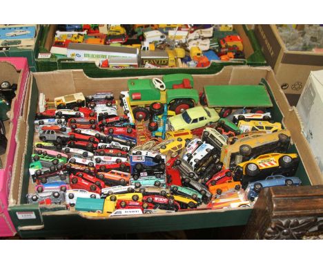 A quantity of mixed issue diecast vehicles and accessories to include a Mettoy Traveler Typewriter, a quantity of modern rele