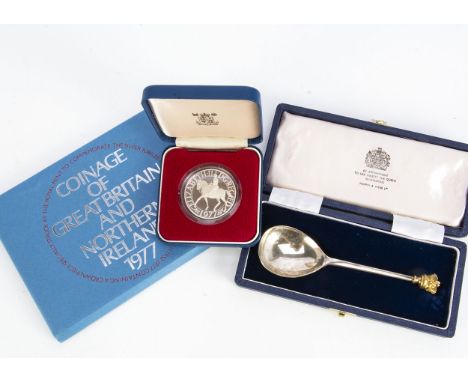 A 1970s cased silver Silver Jubilee commemorative spoon from Mappin &amp; Webb, together with a 1977 silver crown in box and 