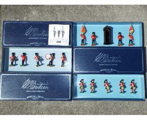 Britains Ceremonial Collection - three boxed sets 'Scots Guards Colour Party &amp; Sentry Box' # 00091, Scots Guards Drum set