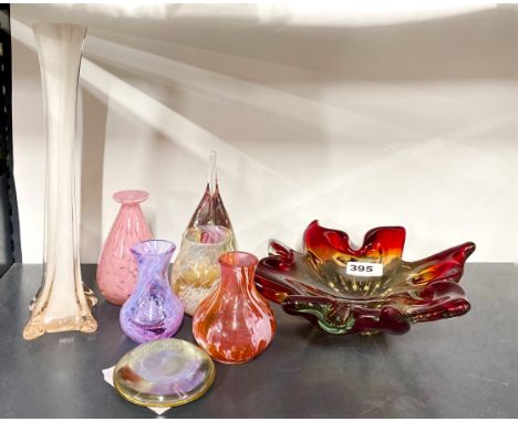 A Murano glass centrepiece, W. 25cm, together with Caithness and other glassware.