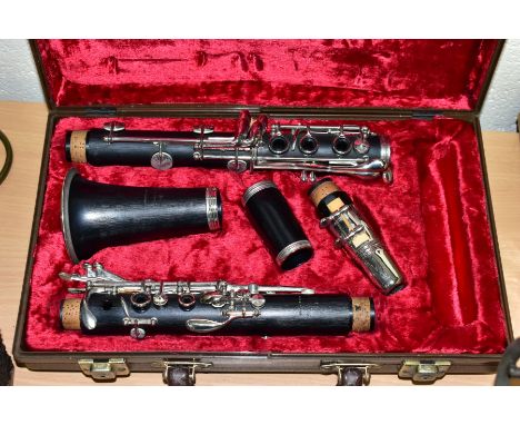 A CASED BUFFET CRAMPON EVETTE EBONITE CLARINET, serial number 177079, (missing reeds in case) (Condition:- looks ok but used)