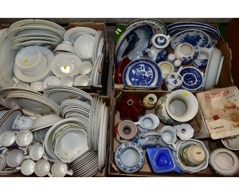 FIVE BOXES AND LOOSE, TEA/DINNERWARES BLUE &amp; WHITE, ETC, to include Rumtoffs (one boxed), modern Chinese bowl, Highland S